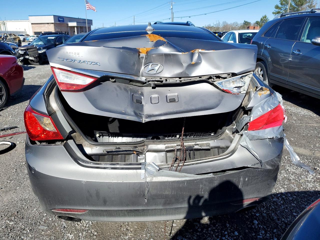 2012 HYUNDAI SONATA SE photo 6