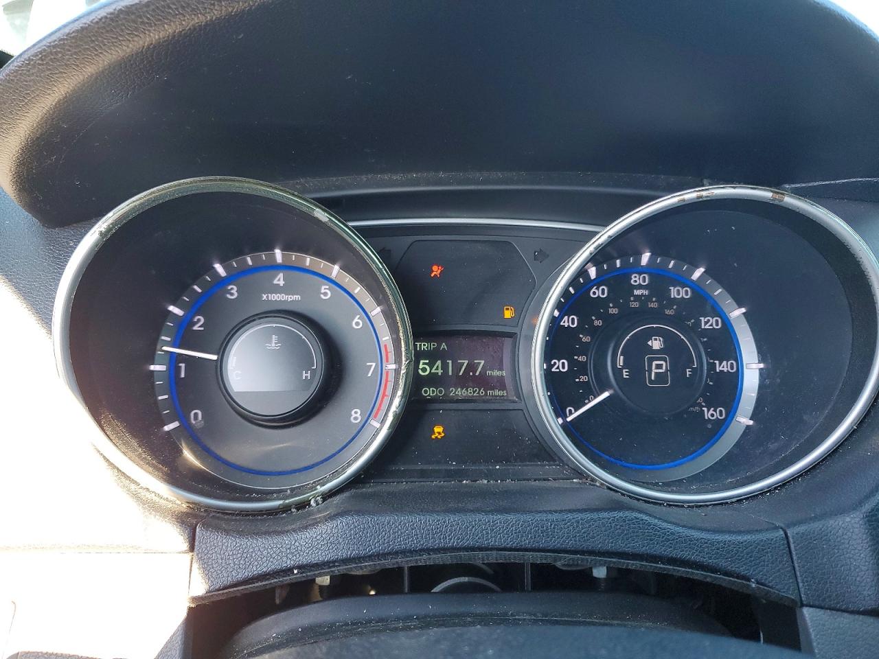 2012 HYUNDAI SONATA SE photo 9