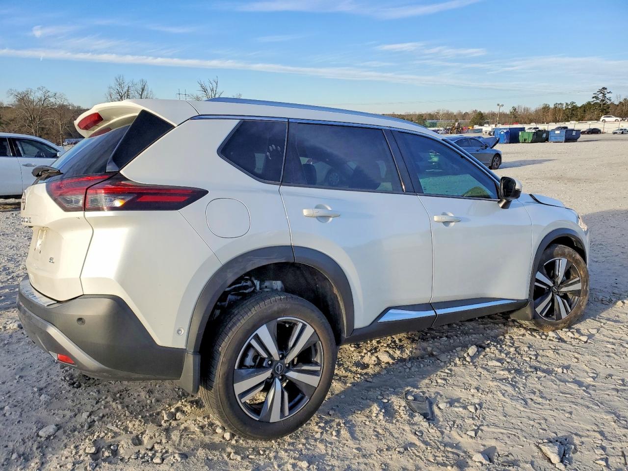 2023 NISSAN ROGUE SL photo 3