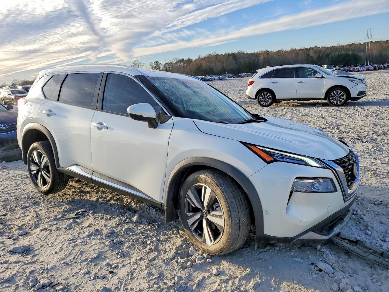 2023 NISSAN ROGUE SL photo 4