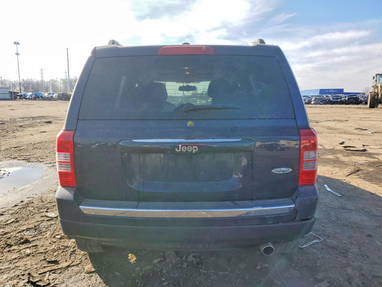 2017 JEEP PATRIOT LATITUDE photo 6
