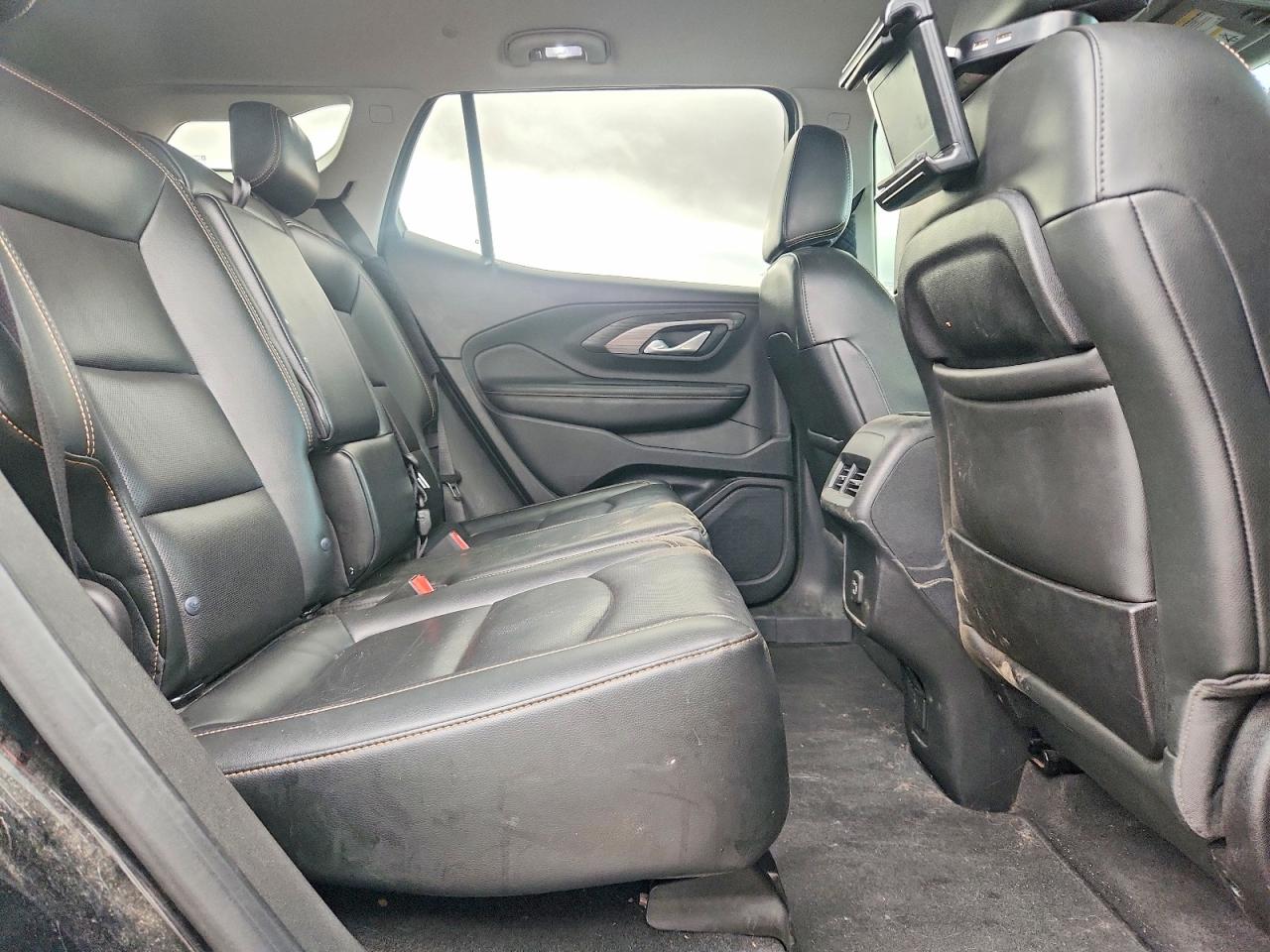 2019 GMC TERRAIN SLT photo 10