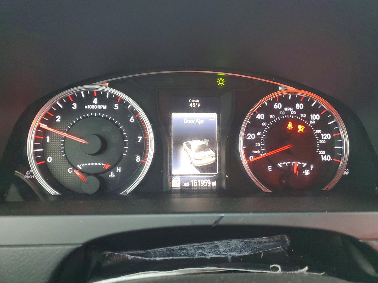 2015 TOYOTA CAMRY LE photo 9