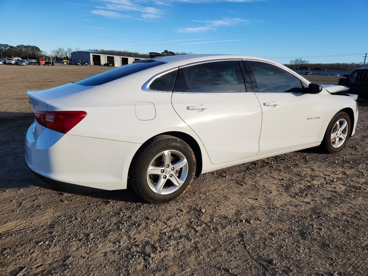 2020 CHEVROLET MALIBU LS photo 3
