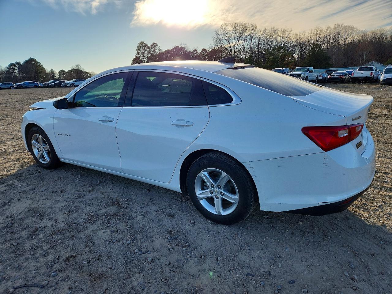 2020 CHEVROLET MALIBU LS photo 2