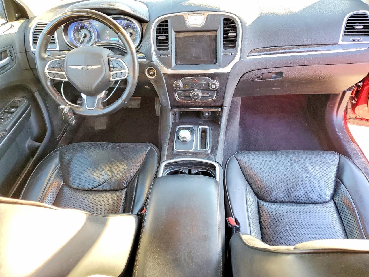 2018 CHRYSLER 300 LIMITED photo 8
