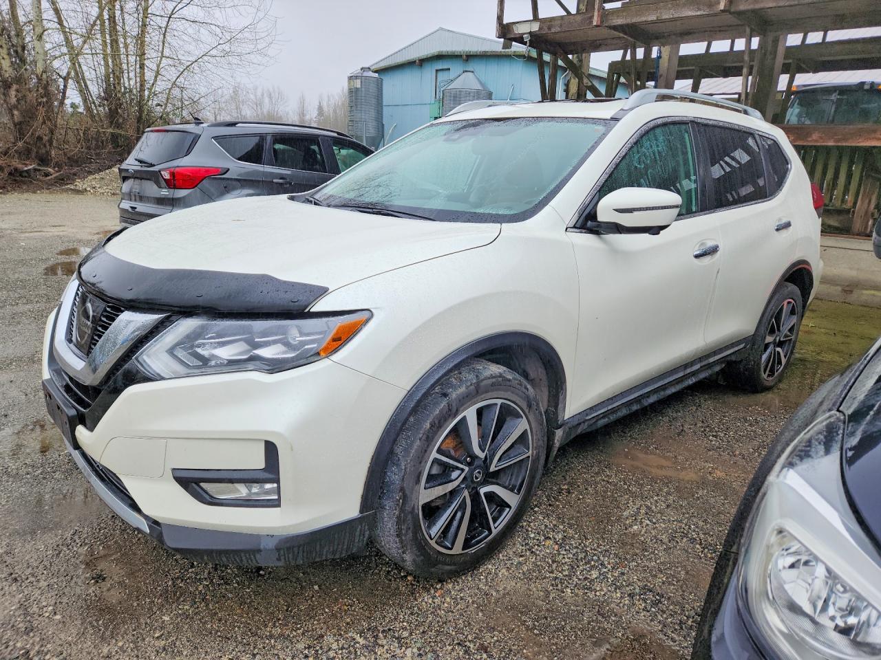 2017 NISSAN ROGUE