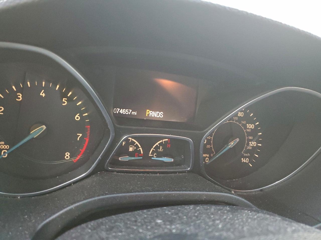 2017 FORD FOCUS SE photo 9