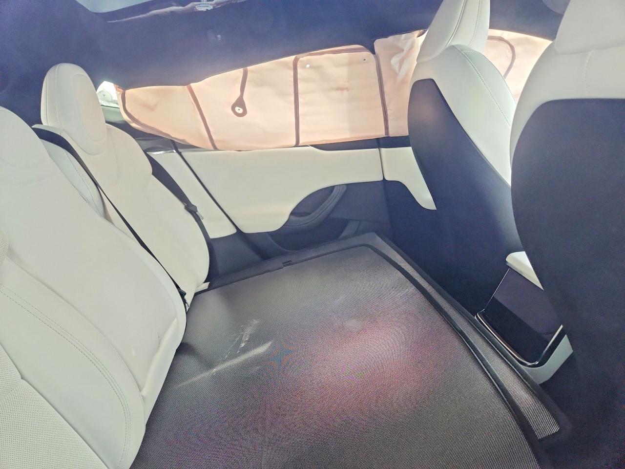 2022 TESLA MODEL S photo 10