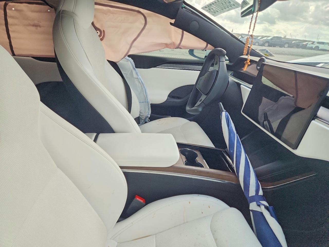 2022 TESLA MODEL S photo 7