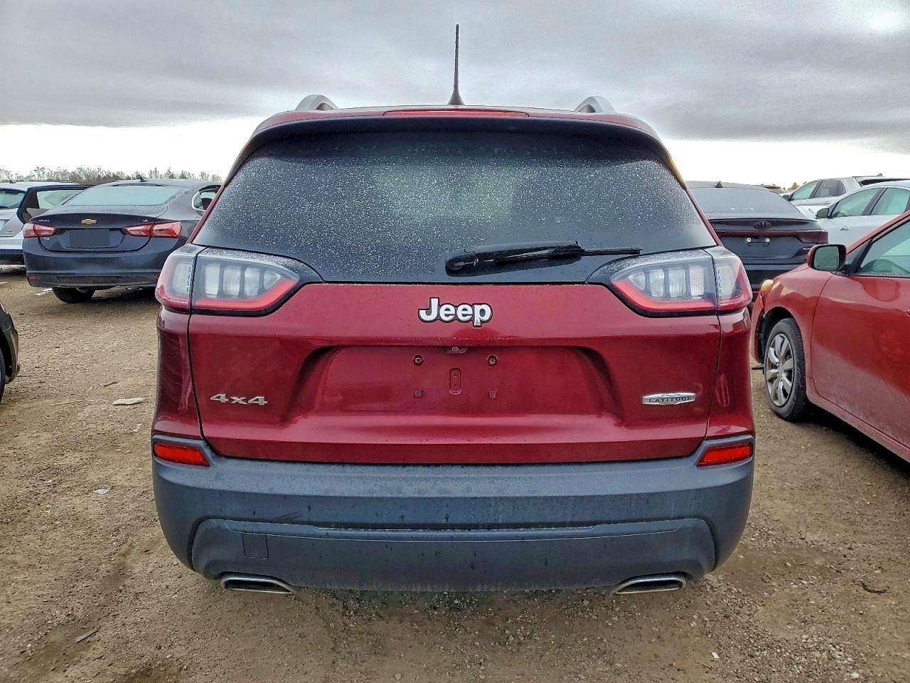 2019 JEEP CHEROKEE LATITUDE photo 6