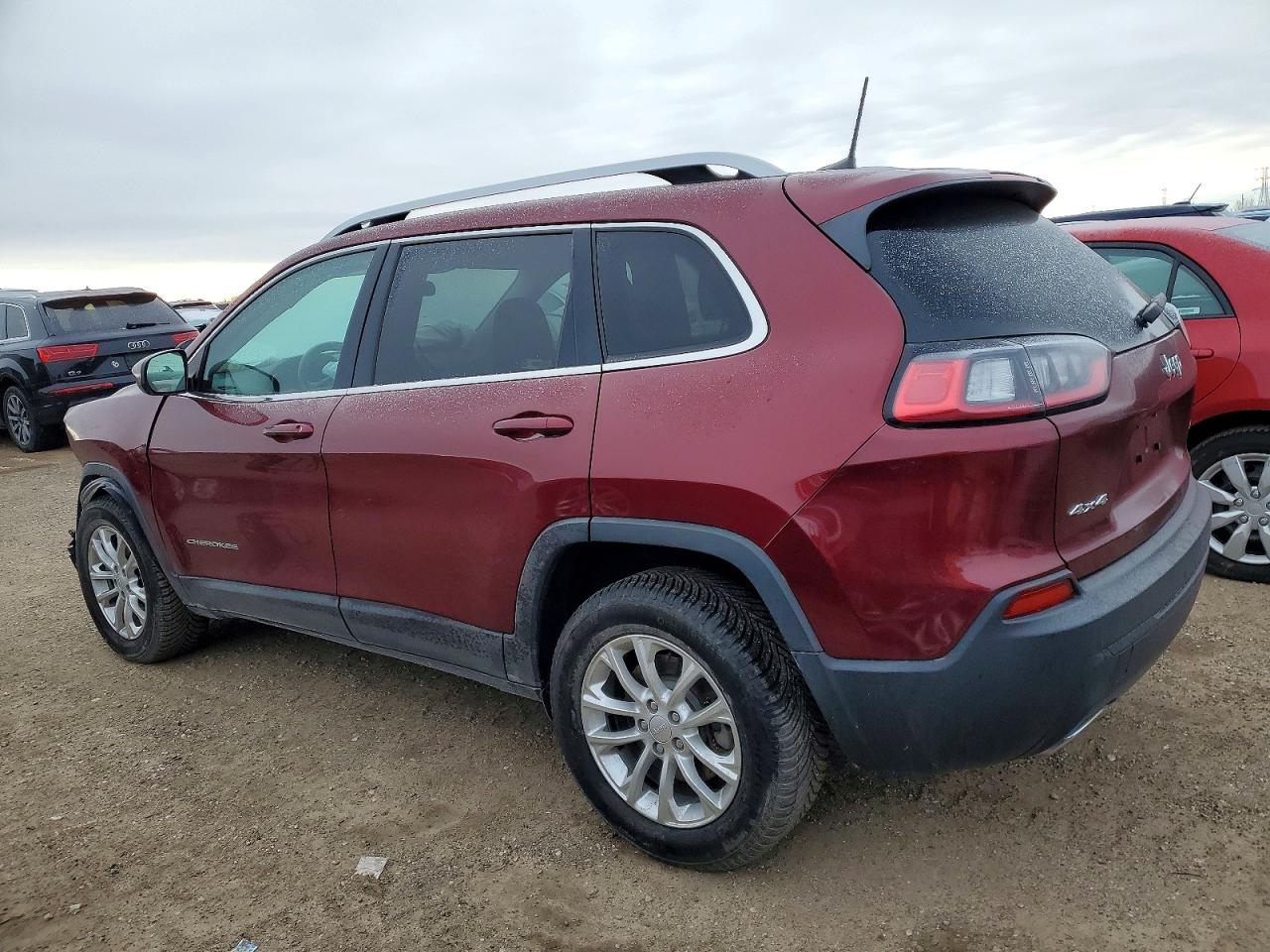 2019 JEEP CHEROKEE LATITUDE photo 2