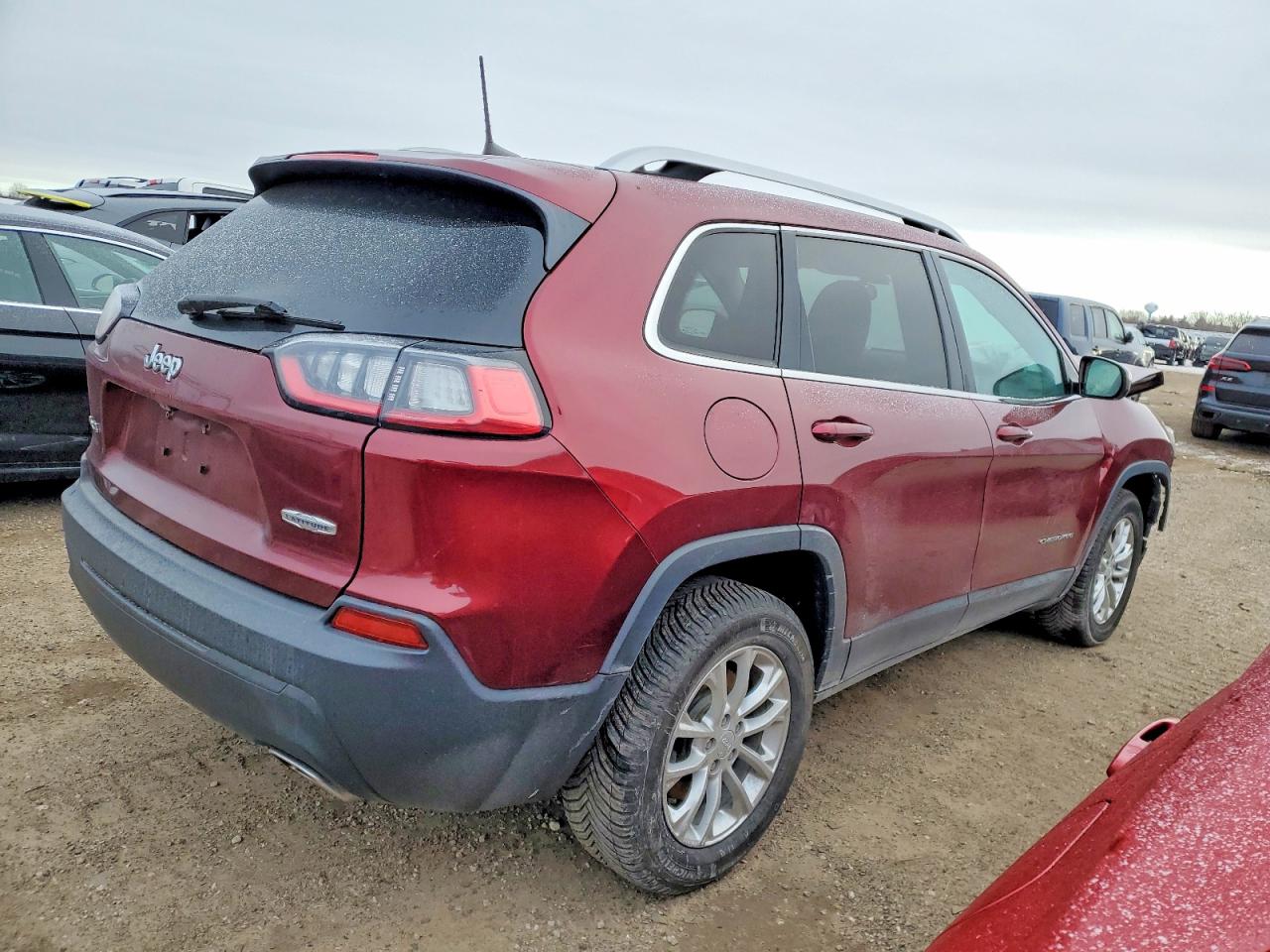 2019 JEEP CHEROKEE LATITUDE photo 3
