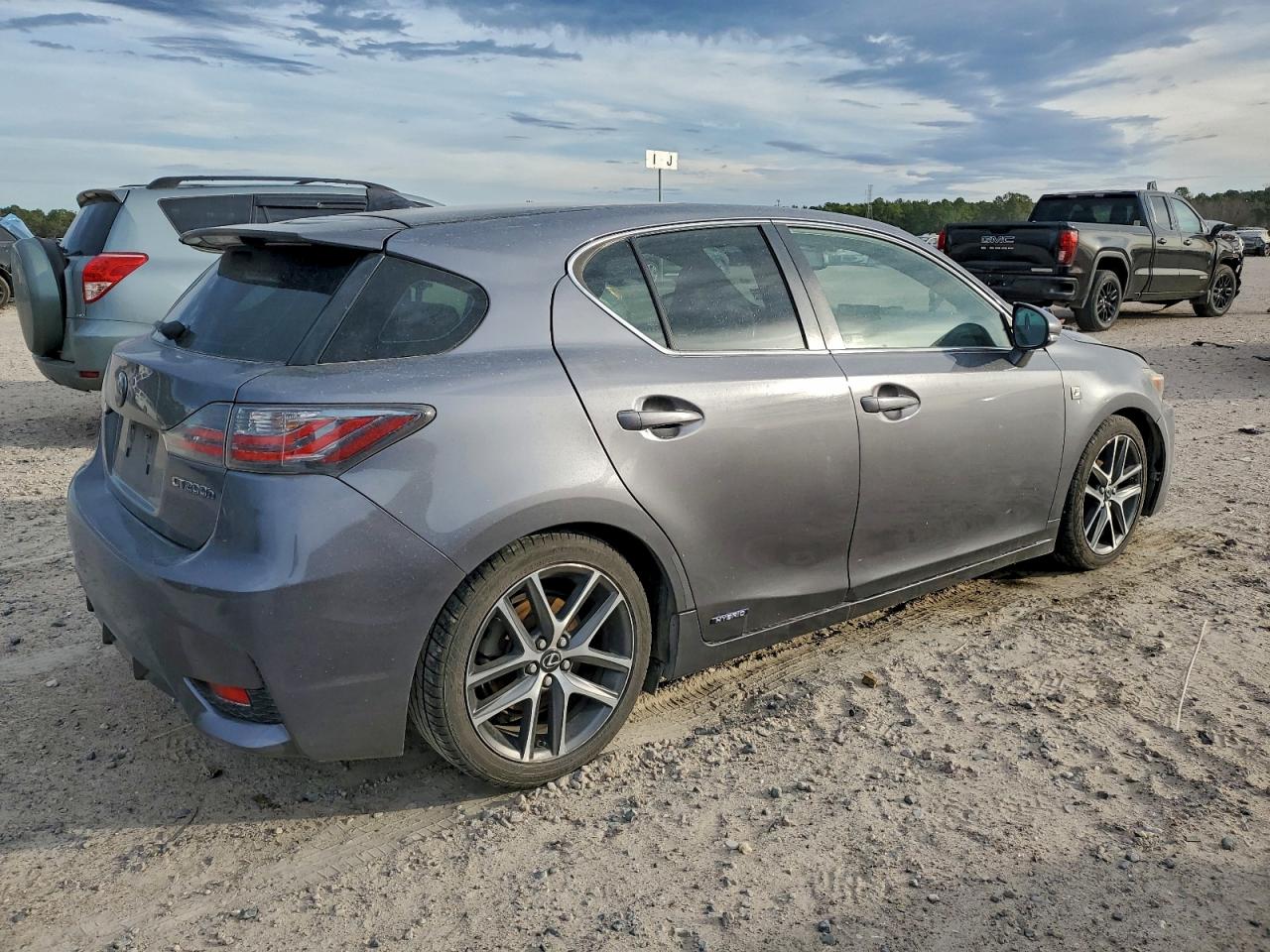 2014 LEXUS CT 200 photo 3