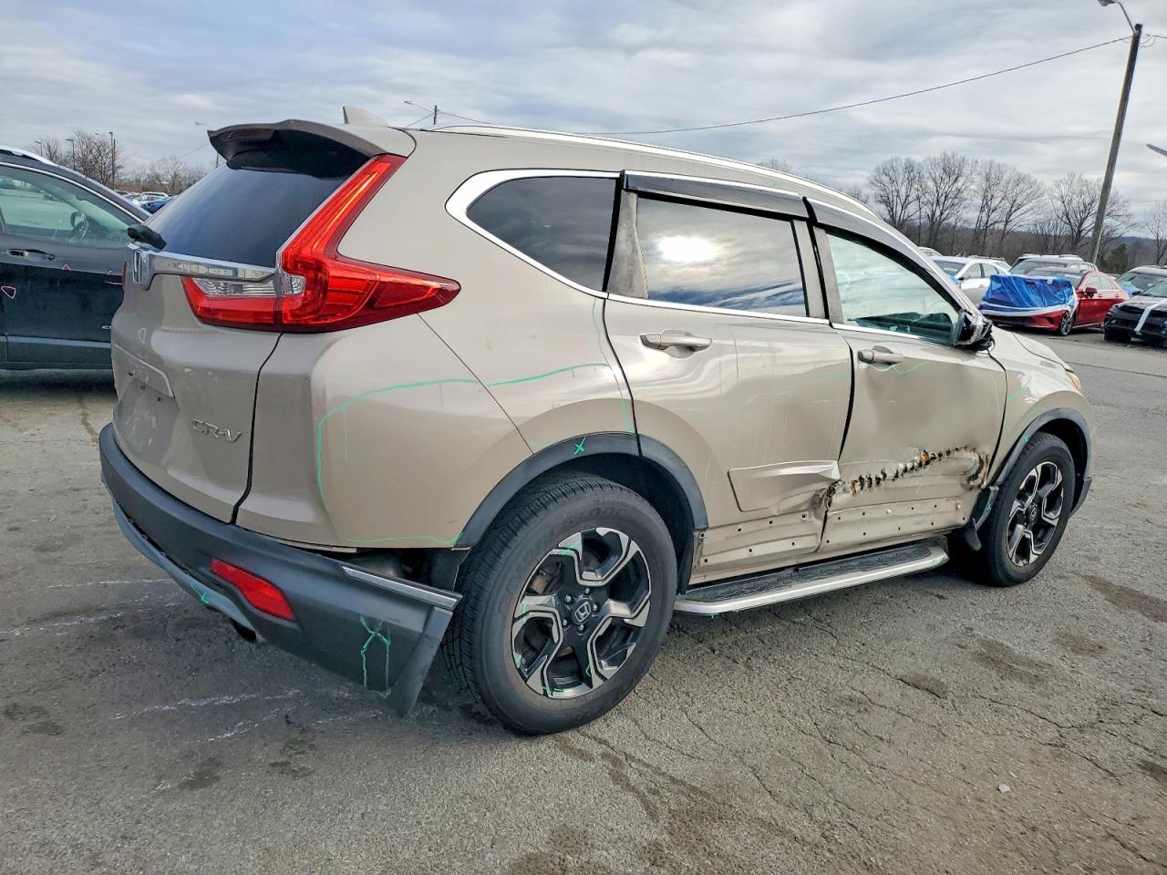 2018 HONDA CR-V TOURING photo 3