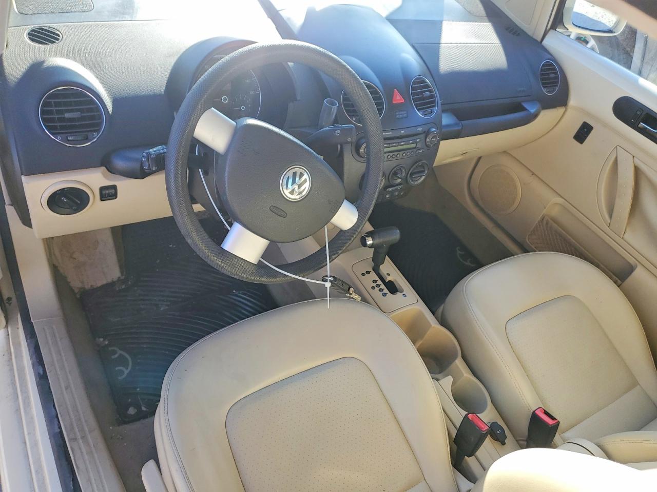 2006 VOLKSWAGEN NEW BEETLE 2.5L OPTION PACKAGE 1 photo 8