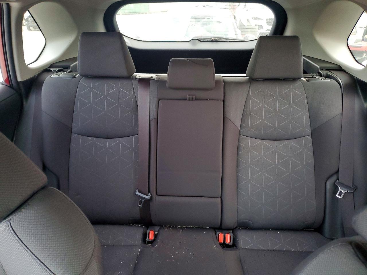 2019 TOYOTA RAV4 XLE photo 10
