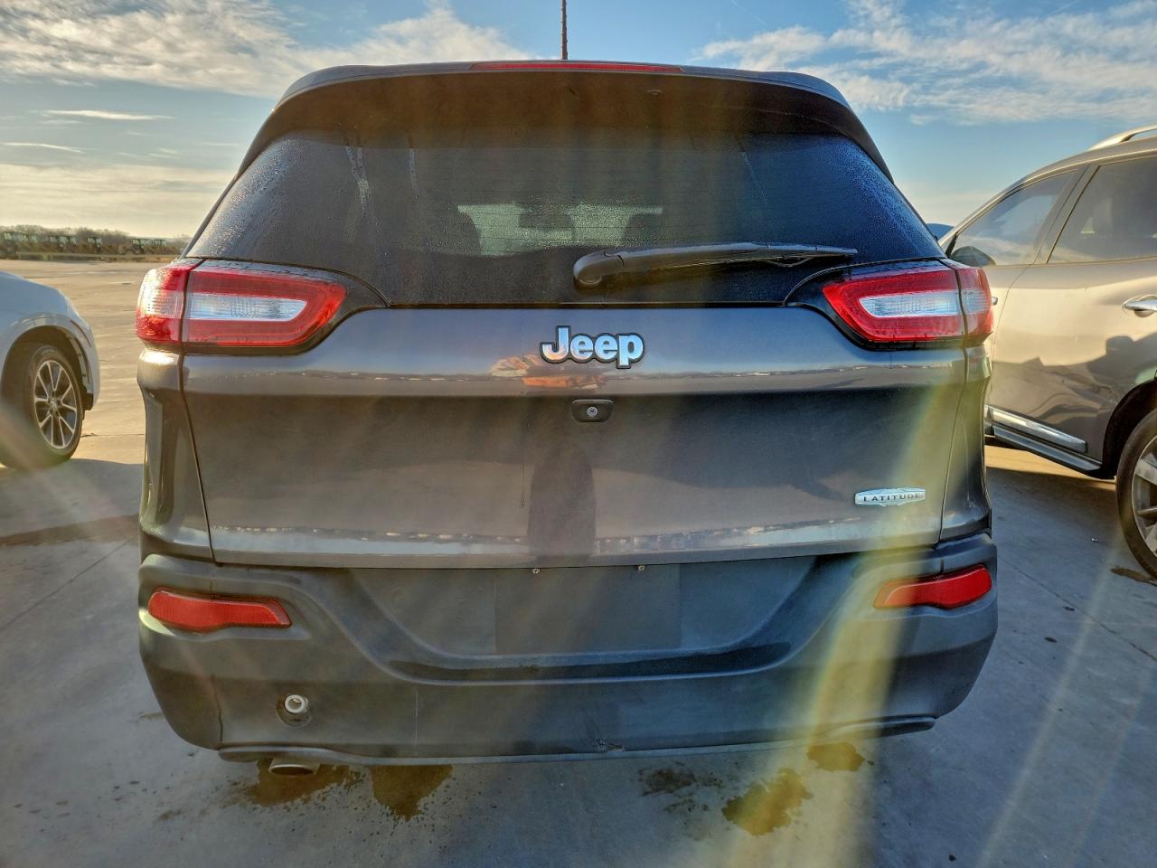 2017 JEEP CHEROKEE LATITUDE photo 6