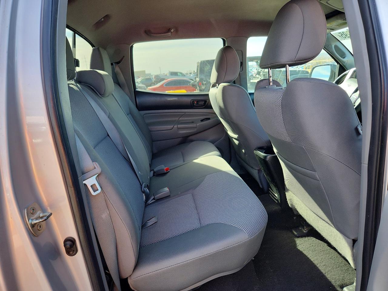 2012 TOYOTA TACOMA DOUBLE CAB photo 10