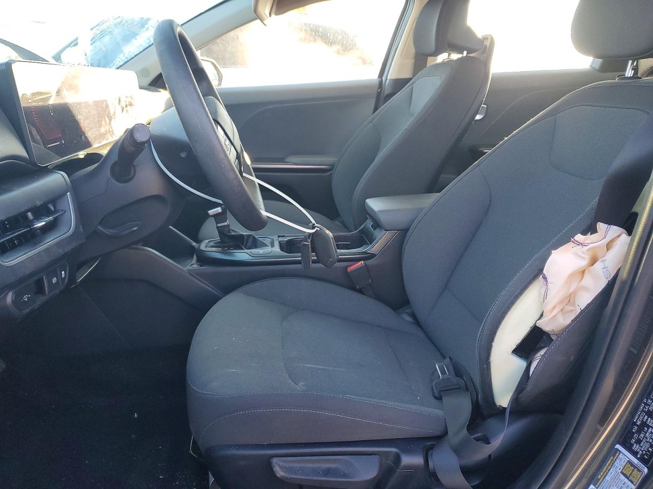 2025 KIA K4 LX photo 7