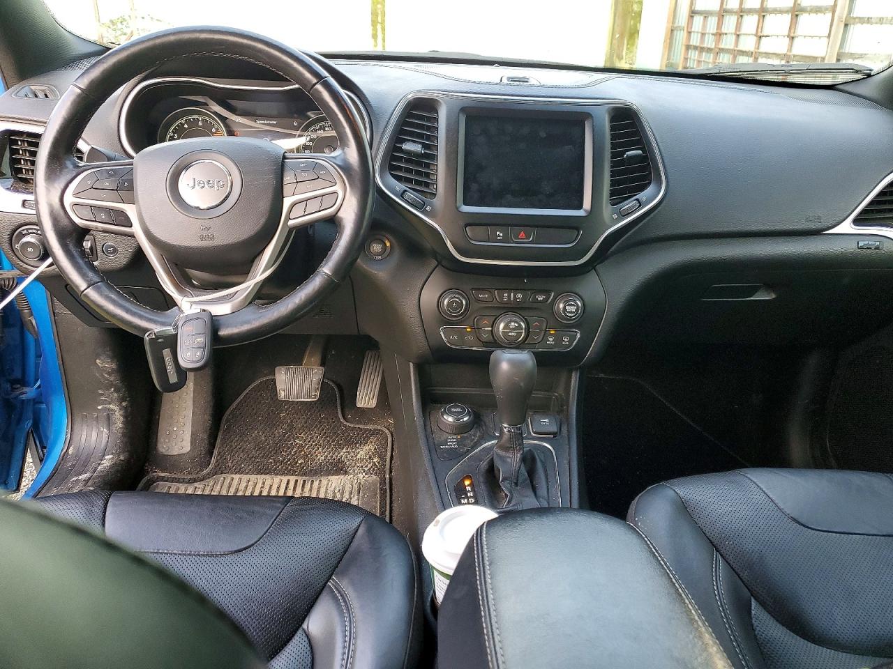 2021 JEEP CHEROKEE LATITUDE photo 8