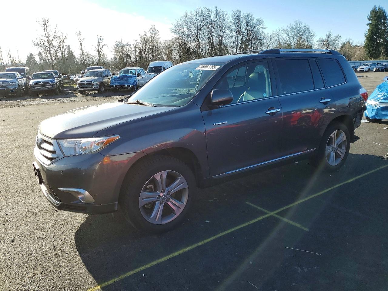 2011 TOYOTA HIGHLANDER