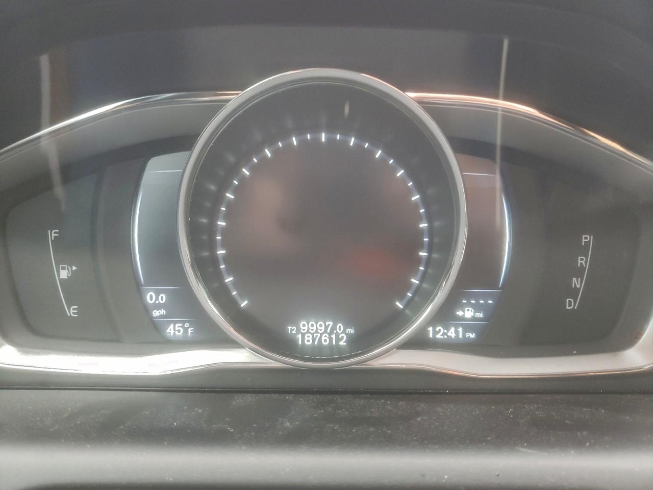 2015 VOLVO XC60 T6 PLATINUM photo 9