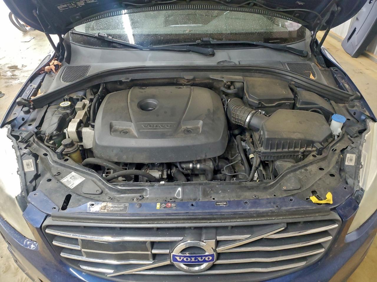 2015 VOLVO XC60 T6 PLATINUM photo 12