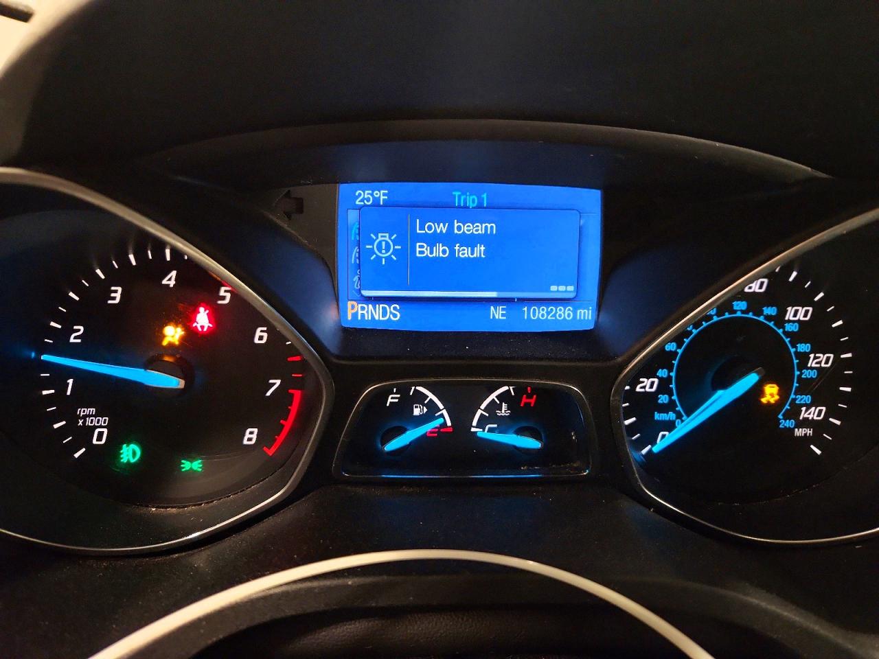 2014 FORD ESCAPE SE photo 9