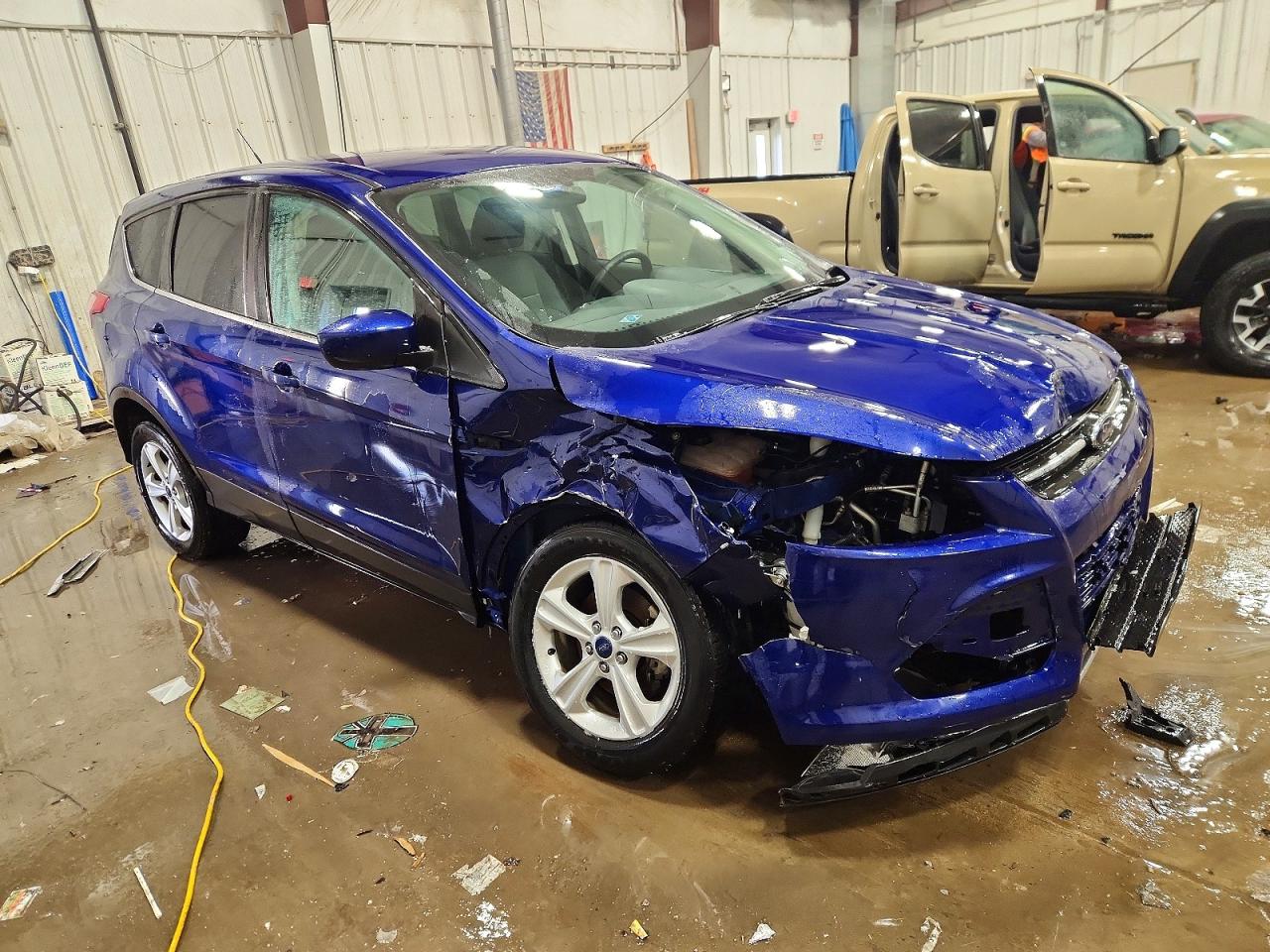 2014 FORD ESCAPE SE photo 4