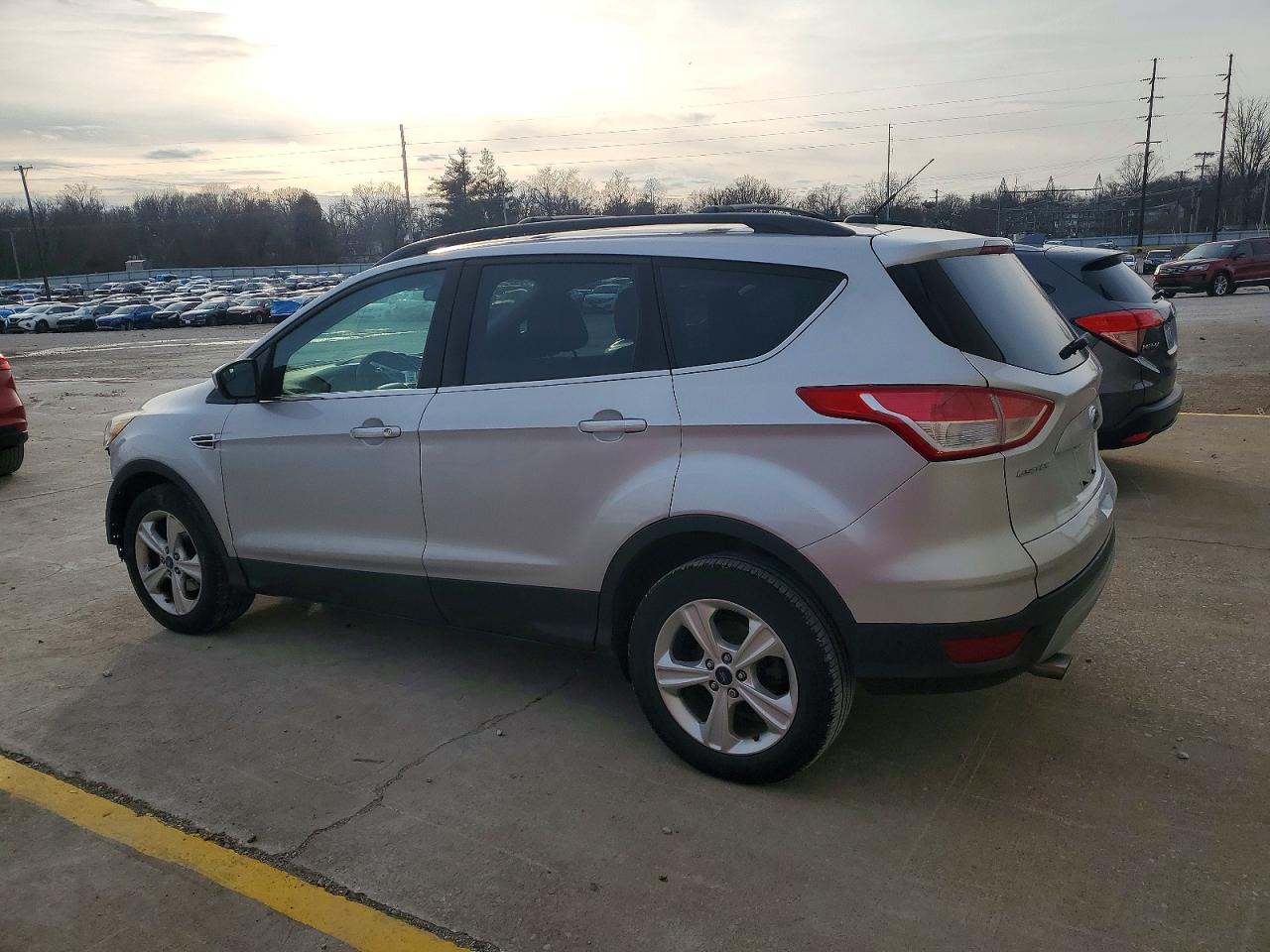 2013 FORD ESCAPE SE photo 2