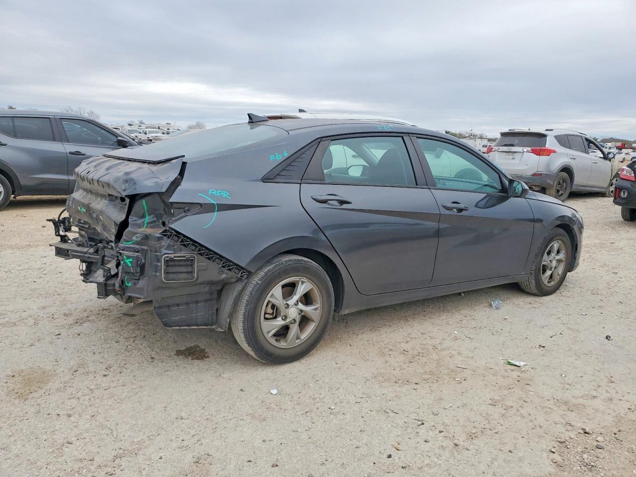 2023 HYUNDAI ELANTRA SE photo 3