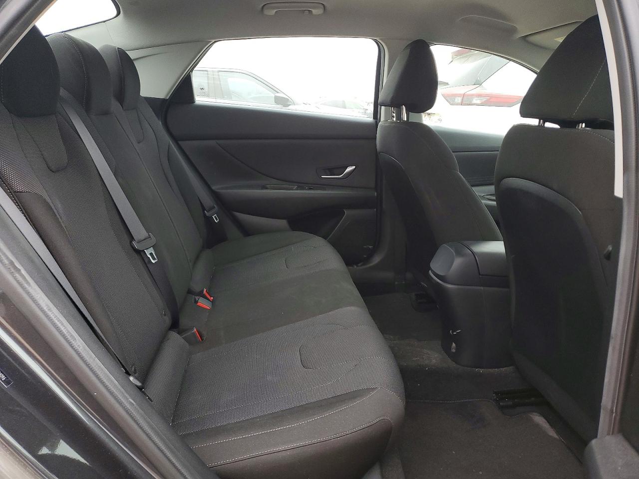 2023 HYUNDAI ELANTRA SE photo 10