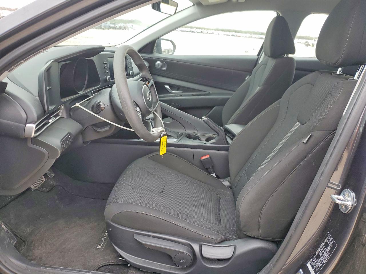 2023 HYUNDAI ELANTRA SE photo 7