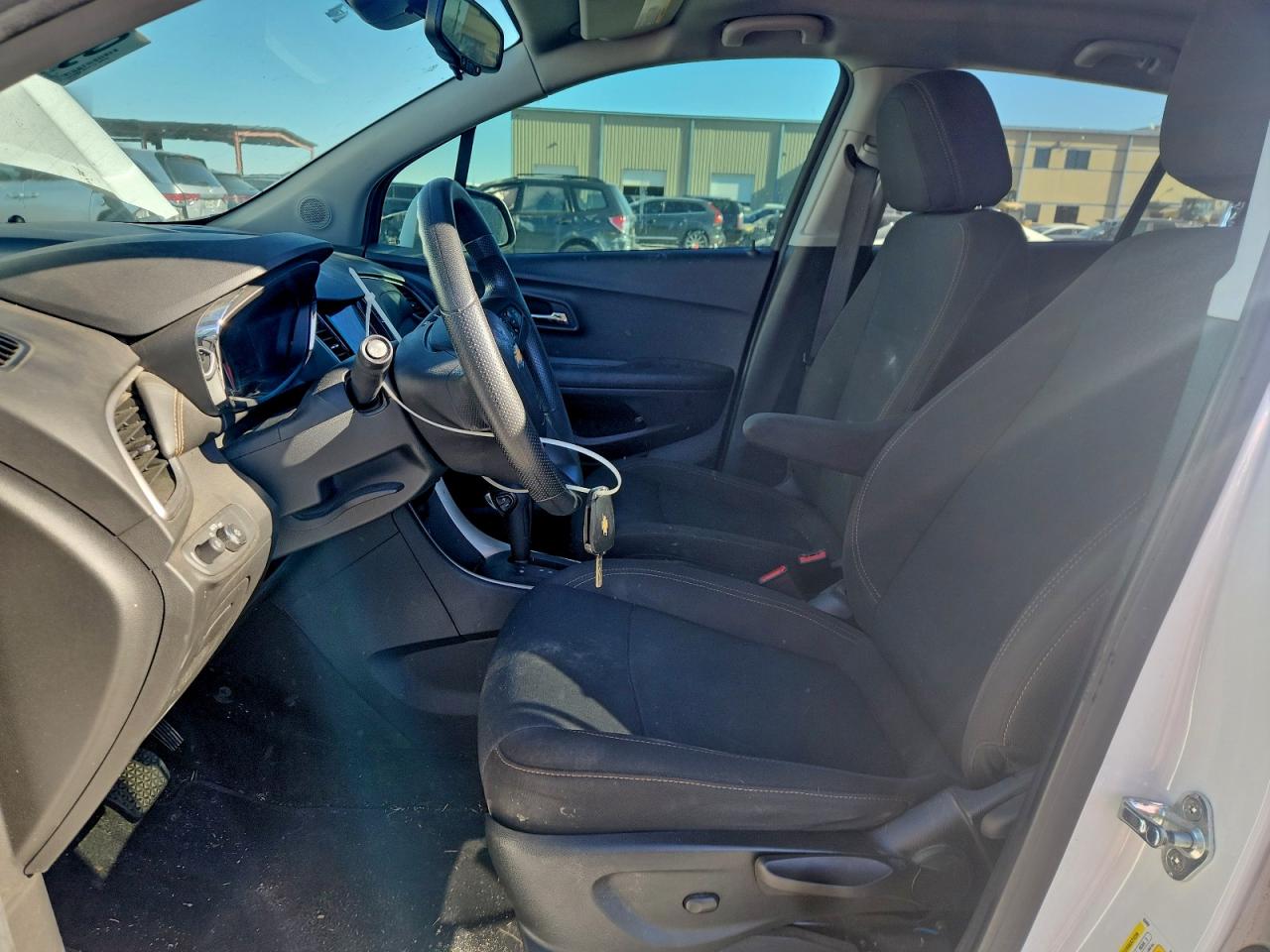 2021 CHEVROLET TRAX LS photo 7