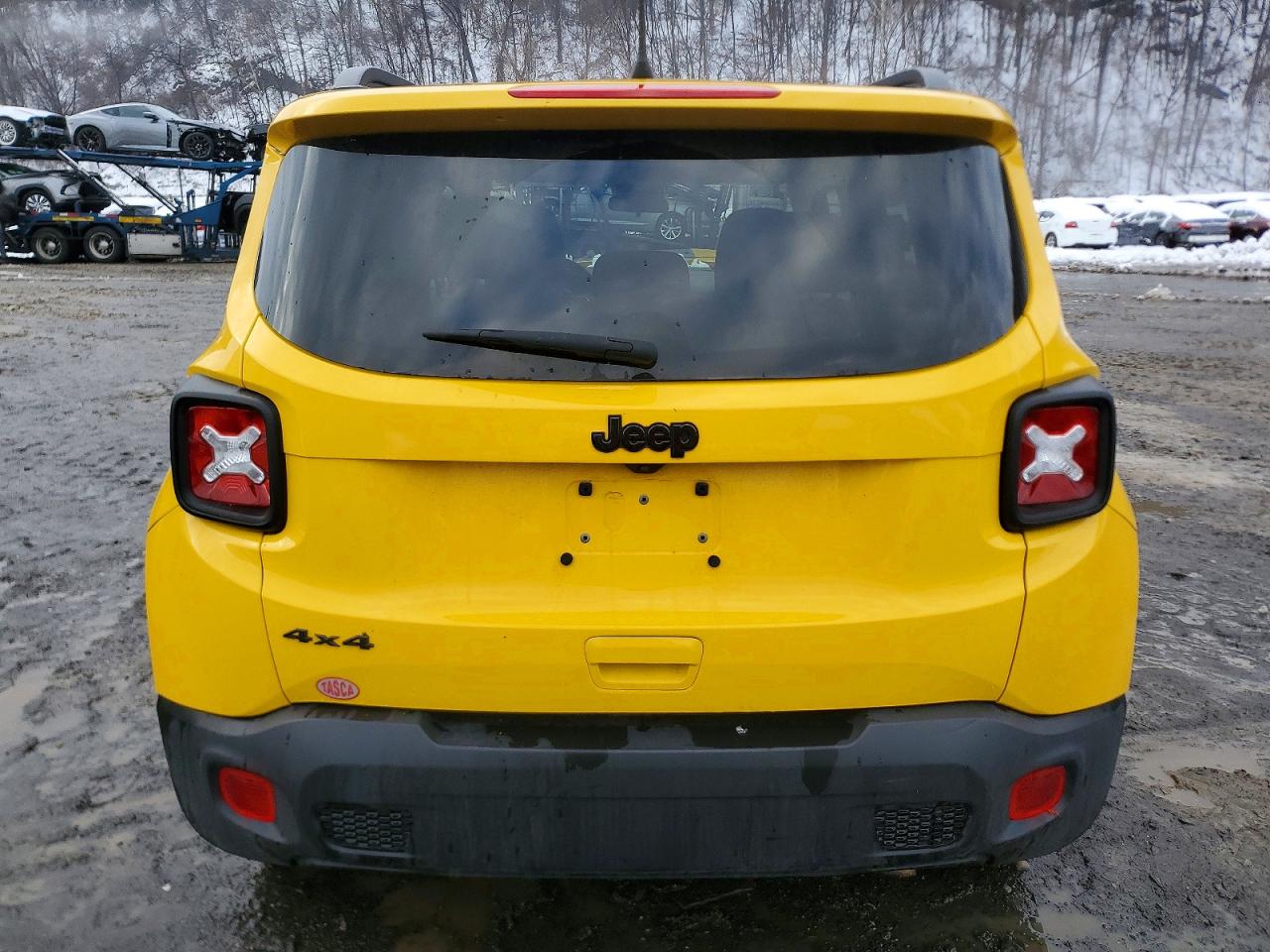 2023 JEEP RENEGADE LATITUDE photo 6