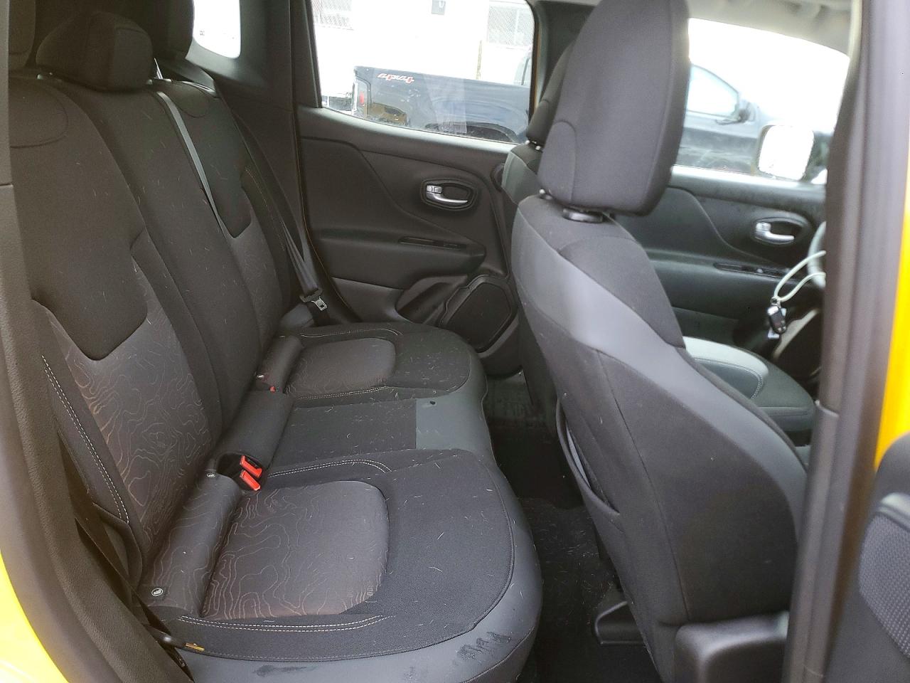 2023 JEEP RENEGADE LATITUDE photo 11