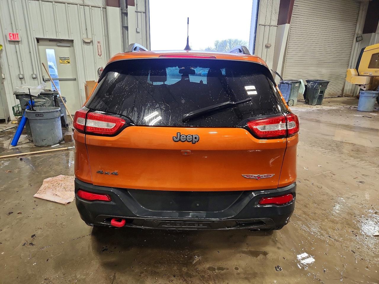 2016 JEEP CHEROKEE TRAILHAWK photo 6
