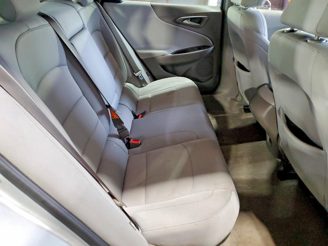 2016 CHEVROLET MALIBU LS photo 10