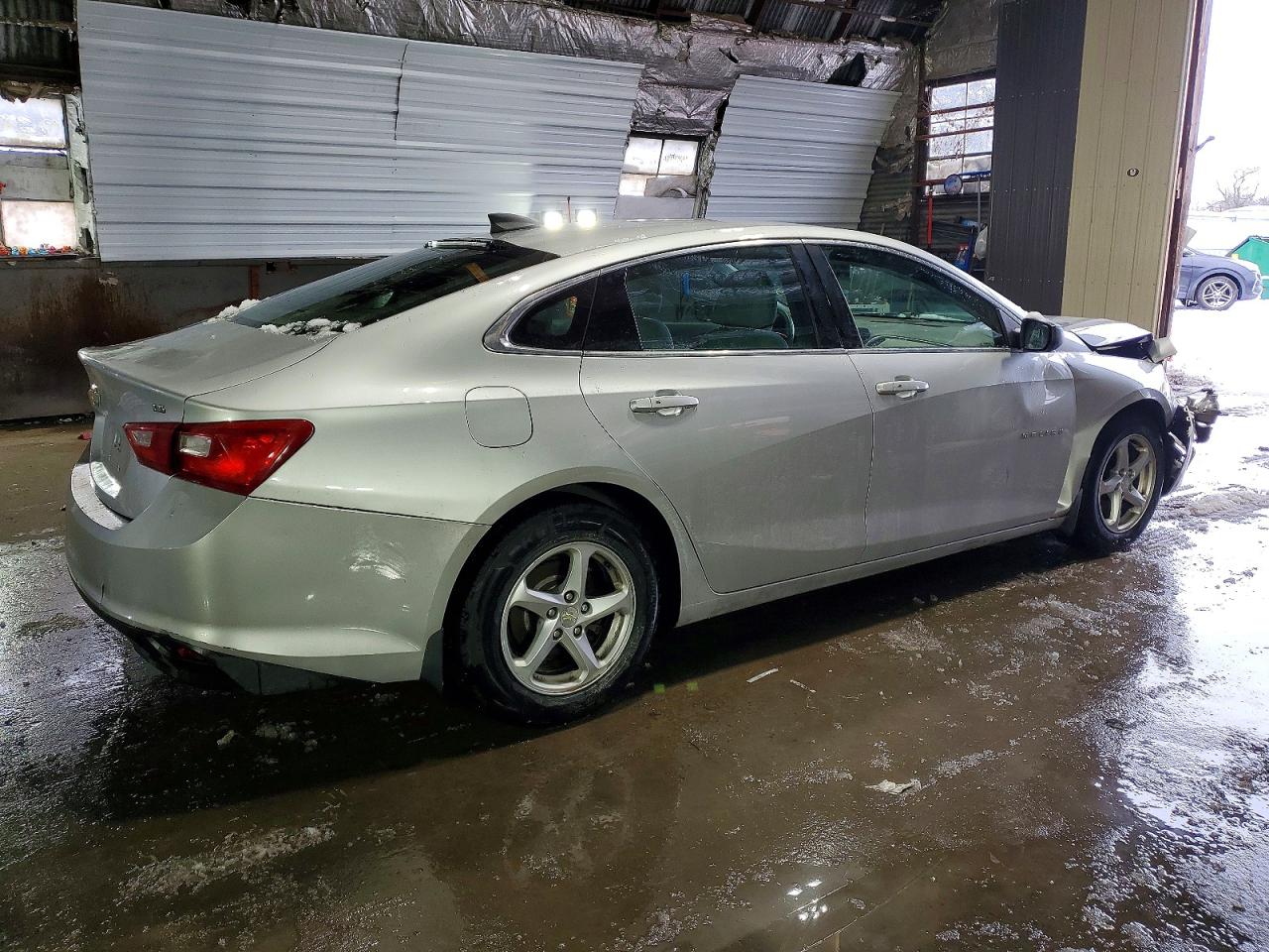 2016 CHEVROLET MALIBU LS photo 3