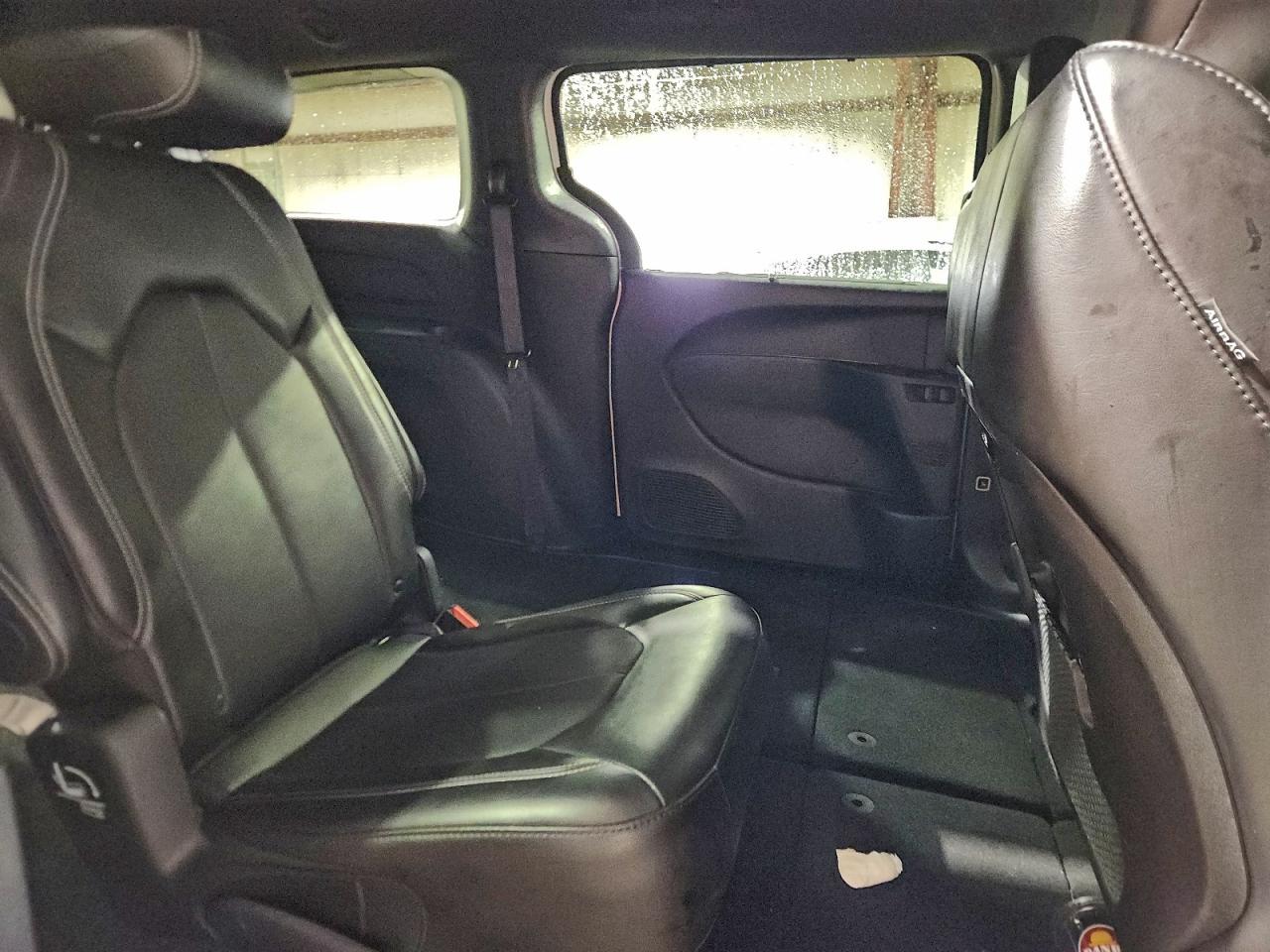 2025 CHRYSLER PACIFICA SELECT photo 11