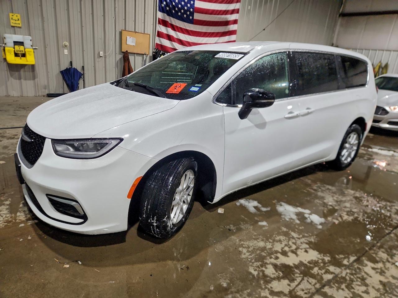 2025 CHRYSLER PACIFICA