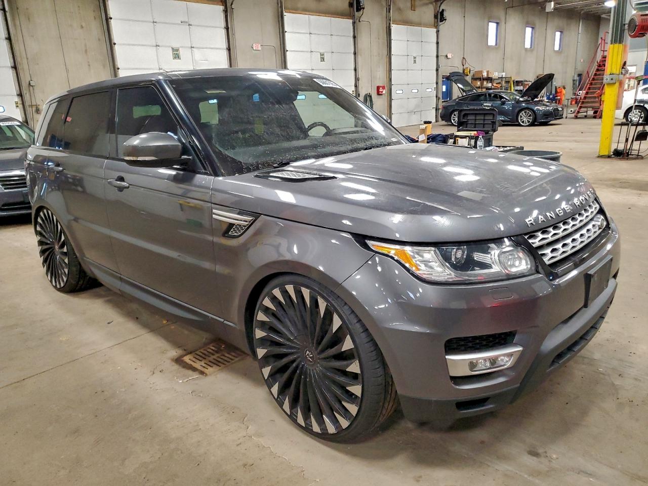 2016 LAND ROVER RANGE ROVER SPORT HSE photo 4