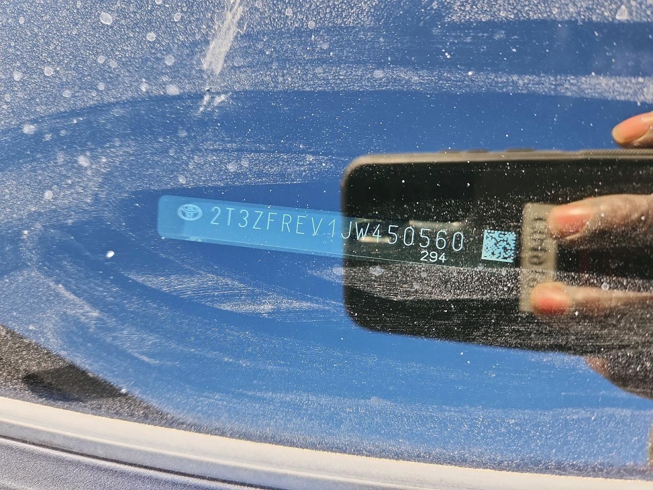 2018 TOYOTA RAV4 LE photo 25