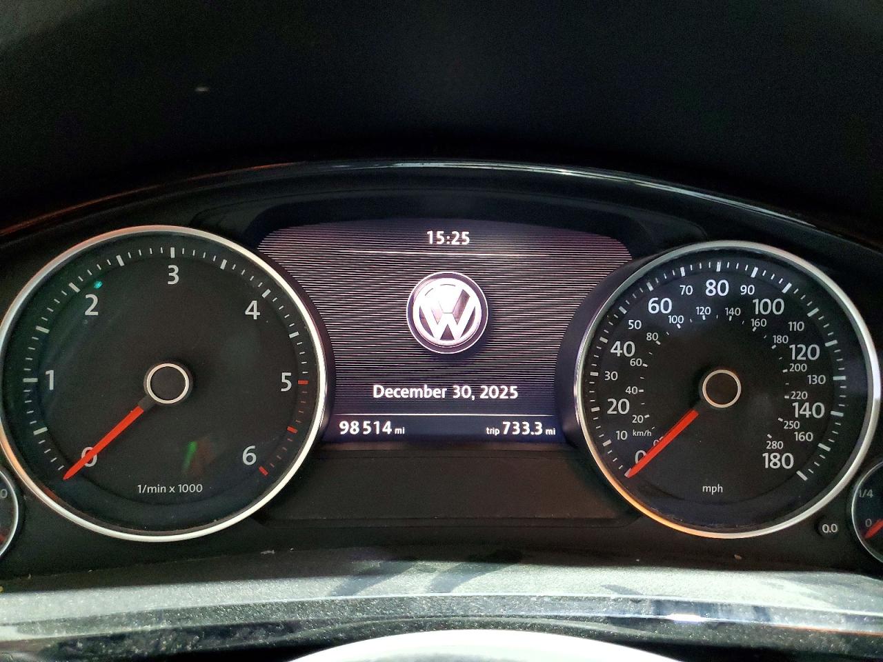 2014 VOLKSWAGEN TOUAREG V6 TDI photo 9