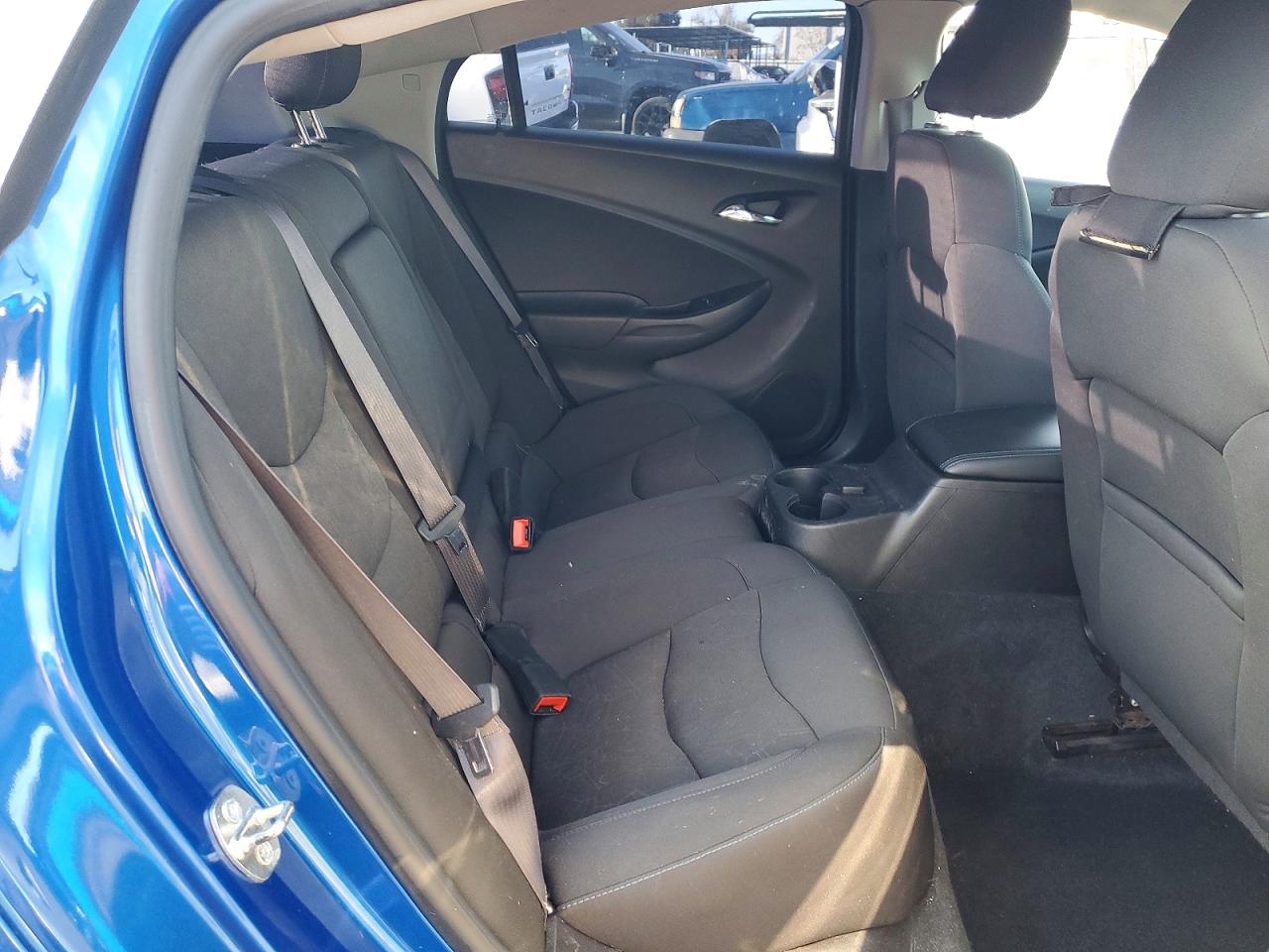 2017 CHEVROLET VOLT LT photo 10