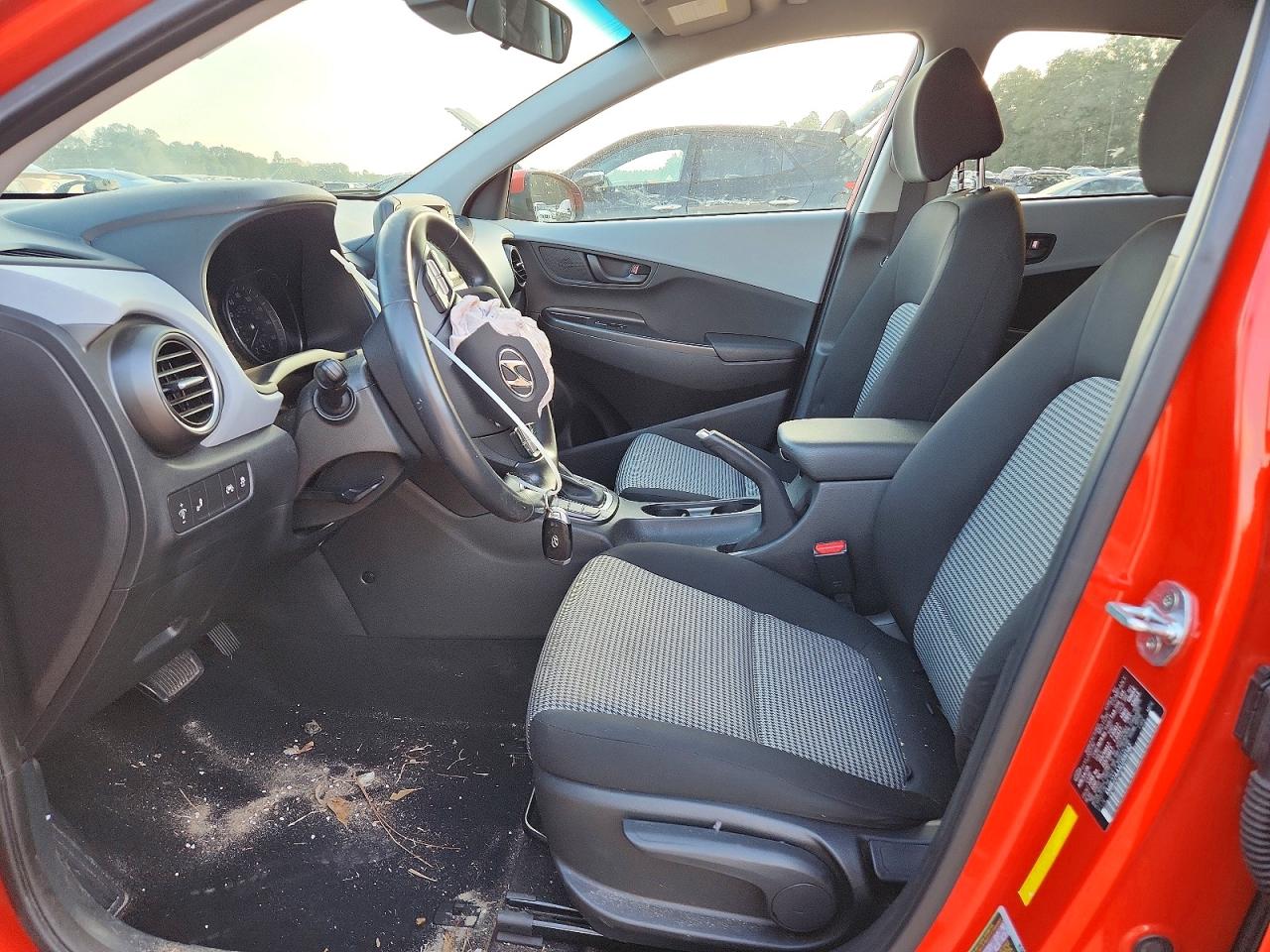 2020 HYUNDAI KONA SEL photo 7