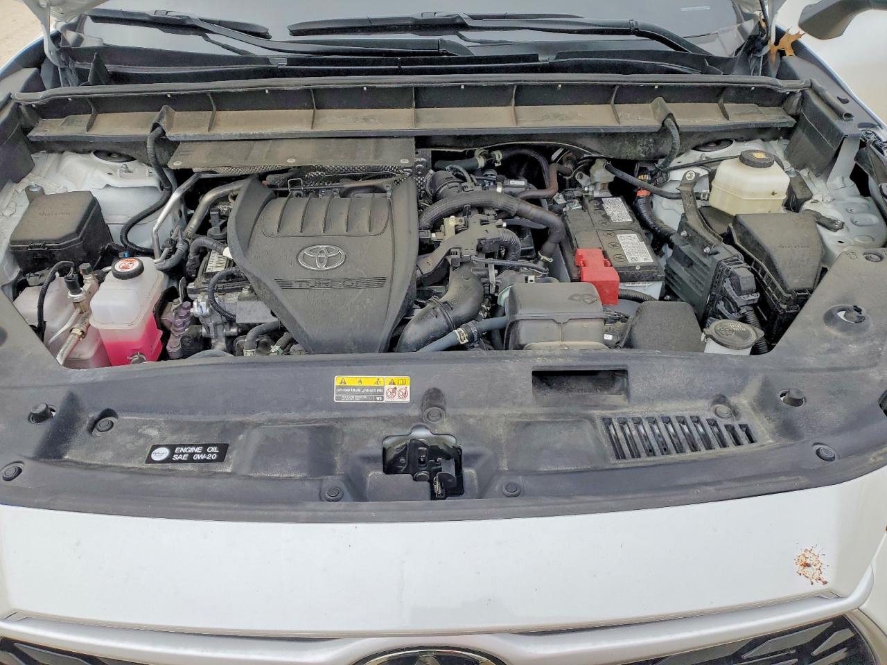 2024 TOYOTA HIGHLANDER LE photo 12