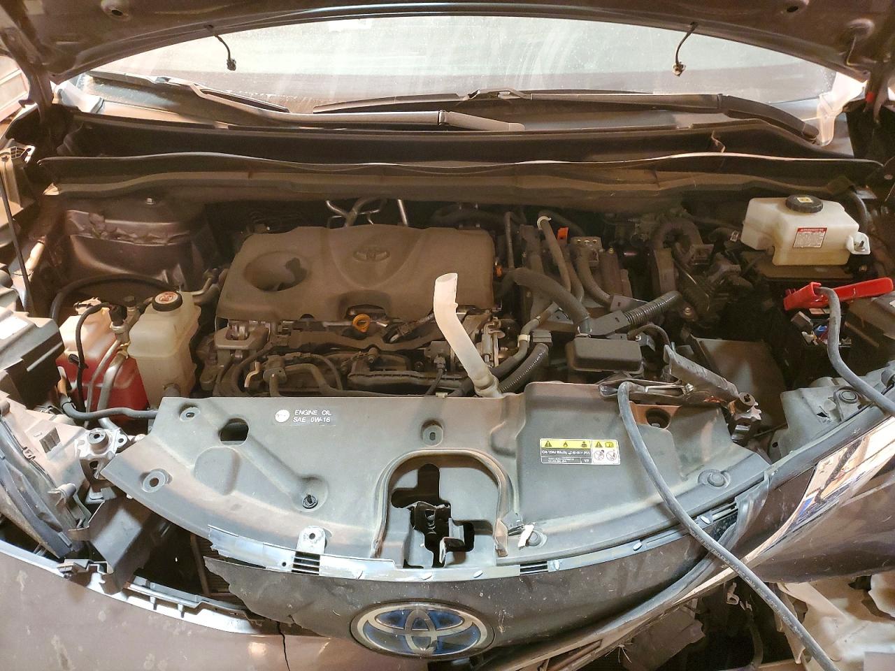 2021 TOYOTA SIENNA LE photo 12