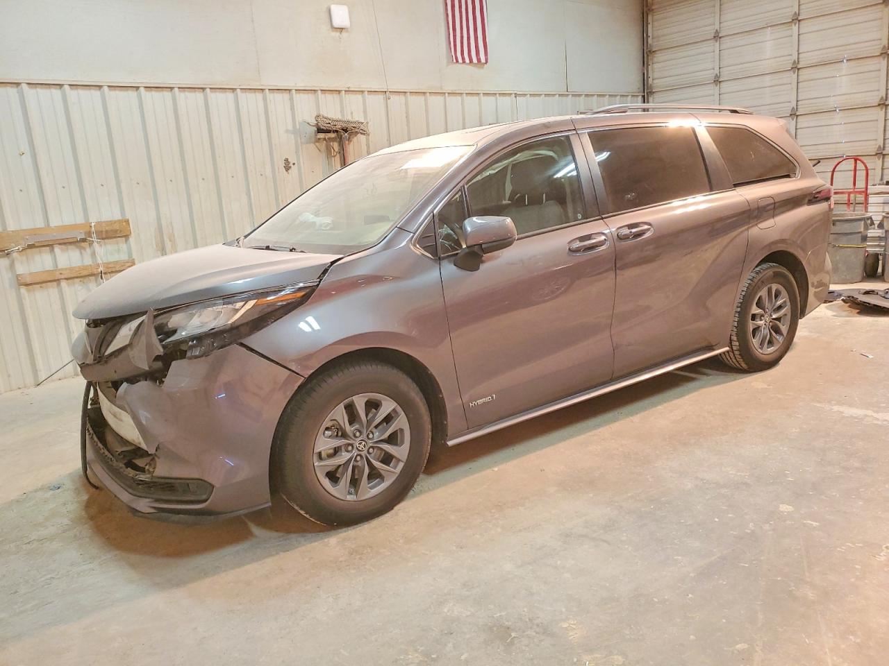 2021 TOYOTA SIENNA